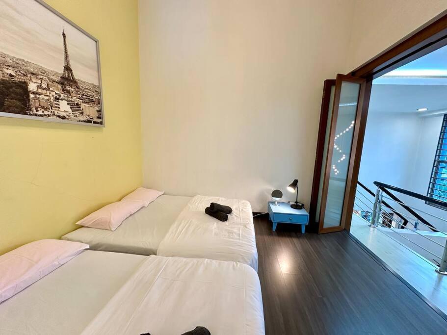 Comfort Gather Near Ciq 5b3b Holiday home Johor Bahru